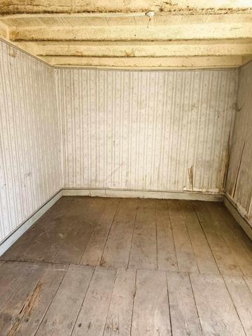 Maison à rénover entièrement avec fort potentiel