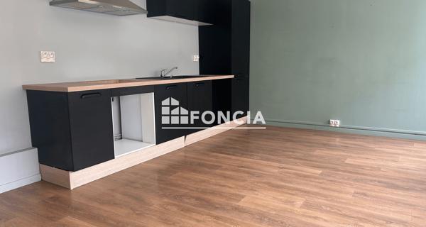 Location Appartement 5 pièces 84.96 m² - Lille 59000