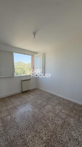 T3 de 55 m² à la rouvière avec vue mer