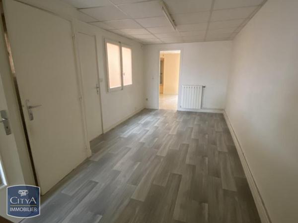 Appartement à louer 2 pièces 51.1m²