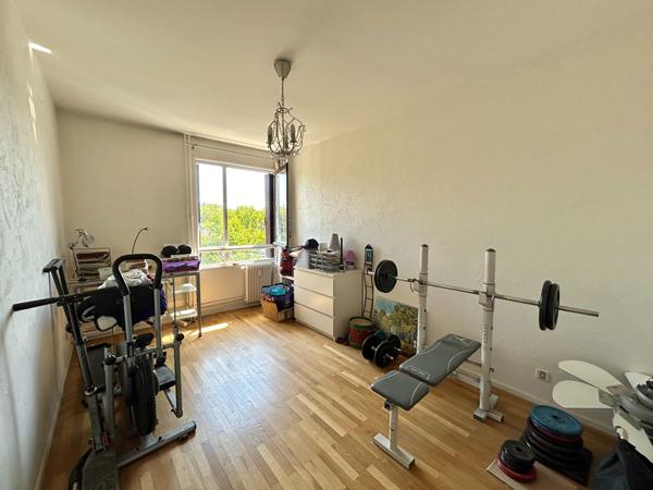 Appartement T3 Villeurbanne 69100 Traversant, Lumineux, balcon, cave, garage