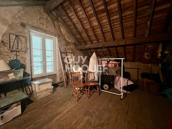 EXCLUSIVITÉ AMEPIE - MAISON MEULIÈRE AVEC CACHET, PROCHE GARE