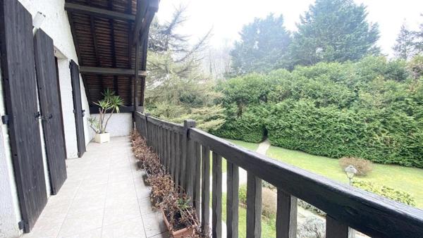 Propriété d’Exception à Chaumes-en-Brie – 11 Pièces – 320 m² habitables sur 3 634 m² de terrain pays