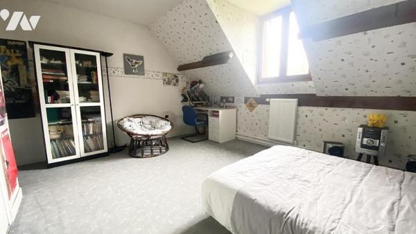 Propriété d’Exception à Chaumes-en-Brie – 11 Pièces – 320 m² habitables sur 3 634 m² de terrain pays