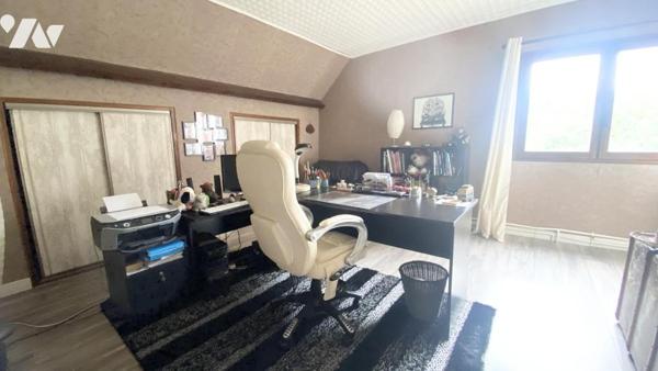 Propriété d’Exception à Chaumes-en-Brie – 11 Pièces – 320 m² habitables sur 3 634 m² de terrain pays