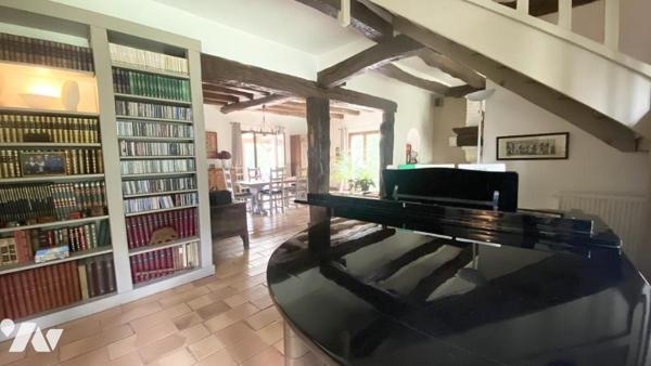 Propriété d’Exception à Chaumes-en-Brie – 11 Pièces – 320 m² habitables sur 3 634 m² de terrain pays