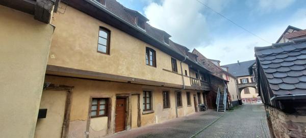 Charmant Duplex  de 92 m², centre ville historique