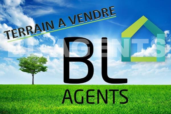 TERRAIN DE 800 m² A LALANDE DE FRONSAC