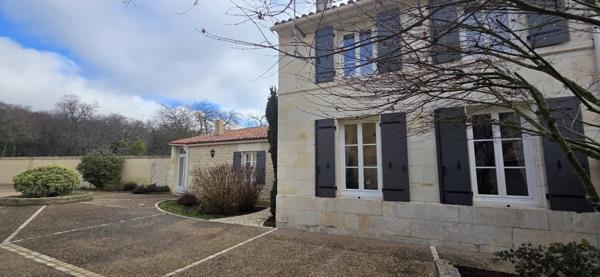 ENSEMBLE IMMOBILIER A RIOUX