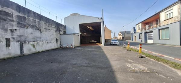 Hangar récent 200 m² proche Réquista