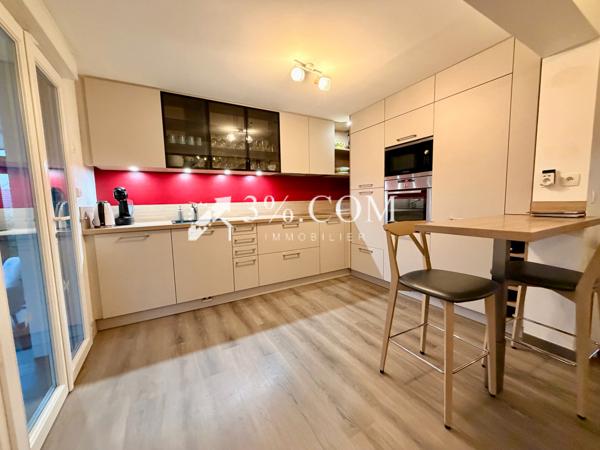 Maison 5 pièce(s) 3 chambre(s) 107 m²