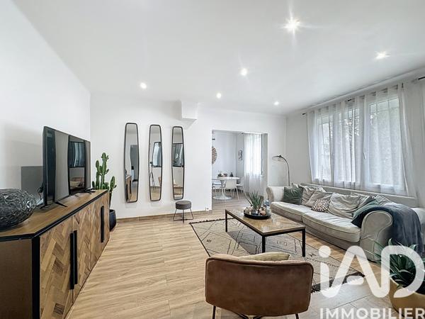 Maison à vendre 7 pièces 124 m² Châteauneuf-de-Gadagne