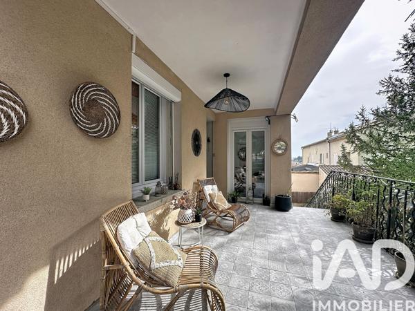 Maison à vendre 7 pièces 124 m² Châteauneuf-de-Gadagne