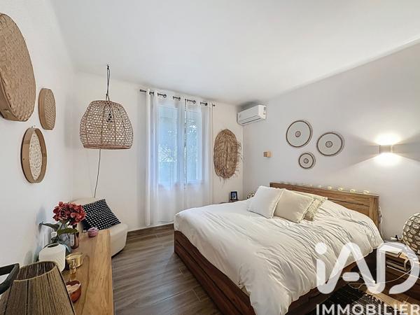 Maison à vendre 7 pièces 124 m² Châteauneuf-de-Gadagne