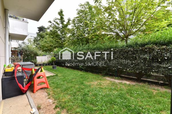 Grand appartement de deux pièces avec un grand jardin!!