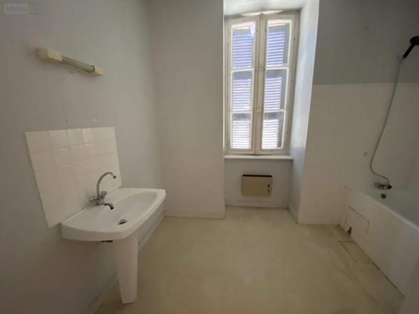 Immeuble à vendre à Pont-l'Abbé dans le Finistère (29120), ref : 023/1510