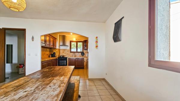 À vendre – Sari-Solenzara Vue mer panoramique et charme méditerranéen assuré