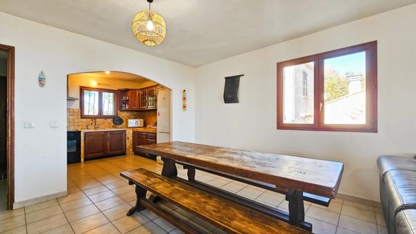 À vendre – Sari-Solenzara Vue mer panoramique et charme méditerranéen assuré