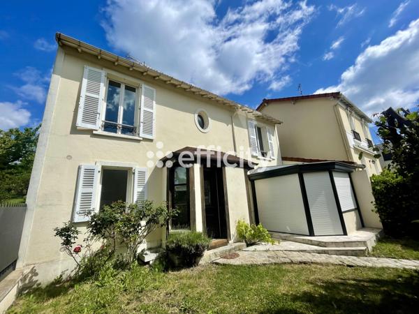 Maison
         4 pièces
        - 114 m² Bien prestige 659 000 € *