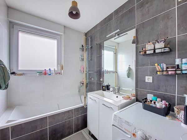 GEISPOLSHEIM - VILLAGE BEAU 3P AU BORD DES CHAMPS