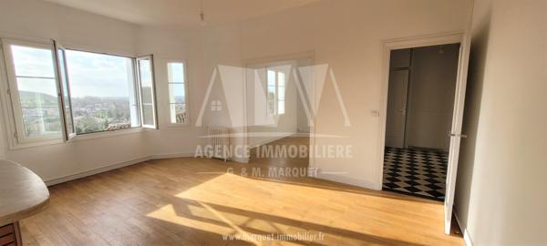 ANGOULEME APPARTEMENT T6 AVEC TRES BELLE VUE