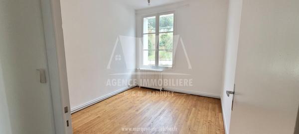 ANGOULEME APPARTEMENT T6 AVEC TRES BELLE VUE