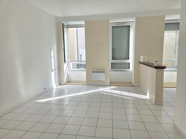 Immeuble R+4 - Centre Ville - 13001 Marseille