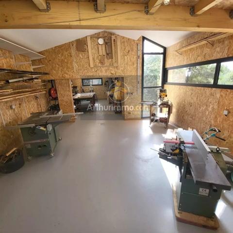 Vente Villa 7 pièces 185 m2 à Pourrières