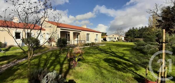 Maison à vendre  8 pièces - 185,81 m2 VILLENEUVE EN RETZ - 44