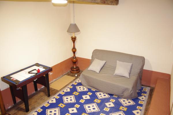 Saint-Pierre-la-Noaille (42190) 7 kms de Charlieu corps de ferme sur 5 hectares