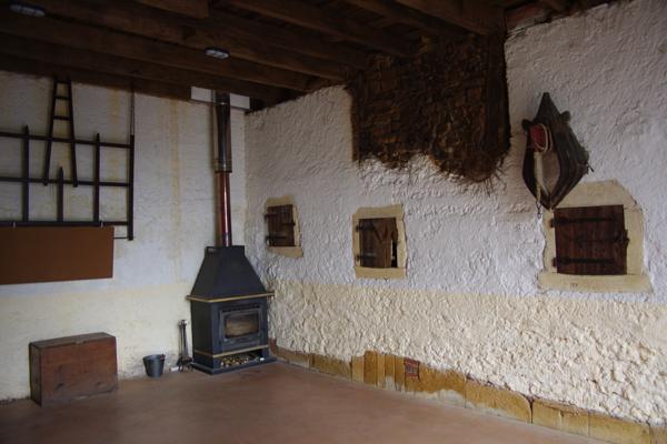 Saint-Pierre-la-Noaille (42190) 7 kms de Charlieu corps de ferme sur 5 hectares