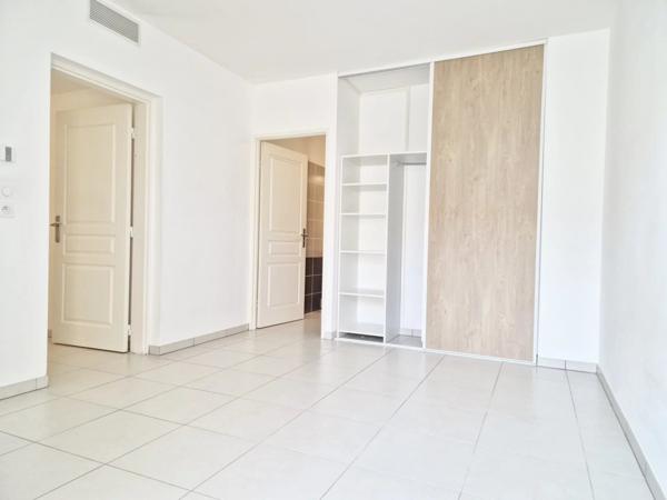 Vente Appartement 4 pièces 95 m2 à Salon-de-Provence