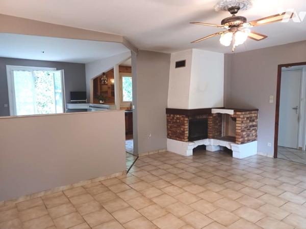 Deux maisons attenantes