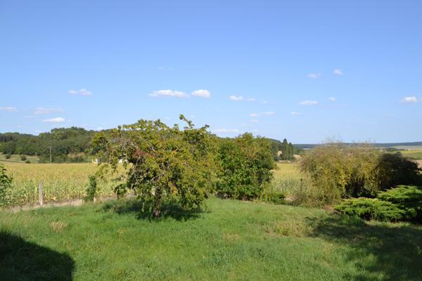 Maison 6 pièces à vendre St Rémy sur Creuse - 86220 / Réf: 11877