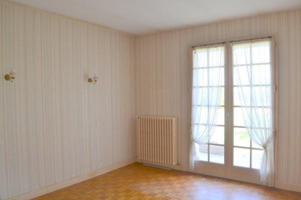 Maison 6 pièces à vendre St Rémy sur Creuse - 86220 / Réf: 11877