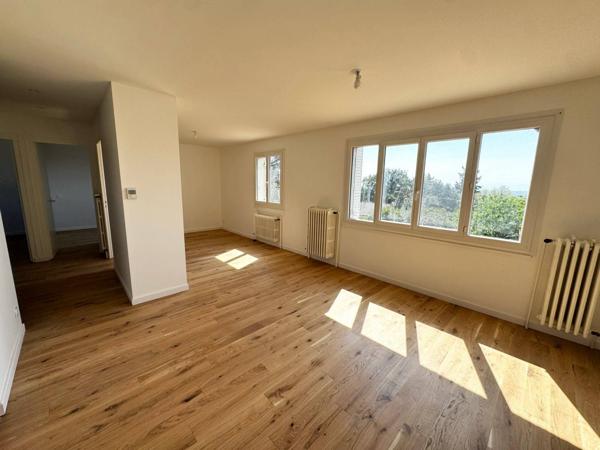 Maison de 100m² avec terrain de 1449m² à DAVEZIEUX
