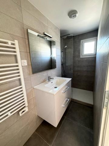 Maison de 100m² avec terrain de 1449m² à DAVEZIEUX