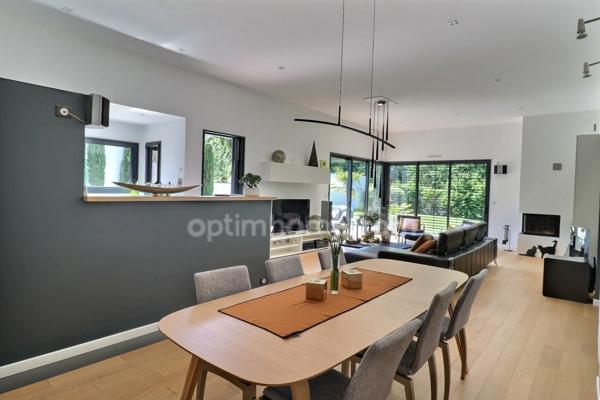 Maison 6 pièces 197m² à Orvault quartier résidentiel "La Forêt"