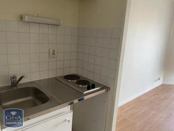 Appartement à louer 1 pièce 21.75m²