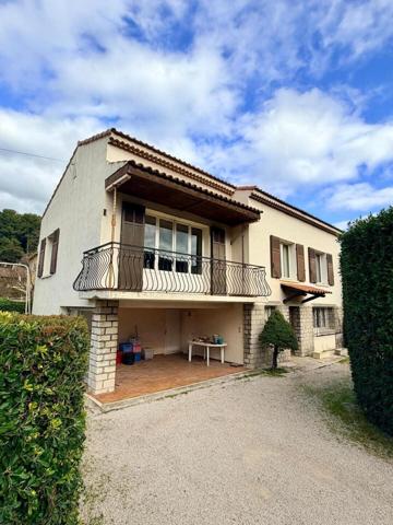 Maison familiale T6 - La Penne sur Huveaune