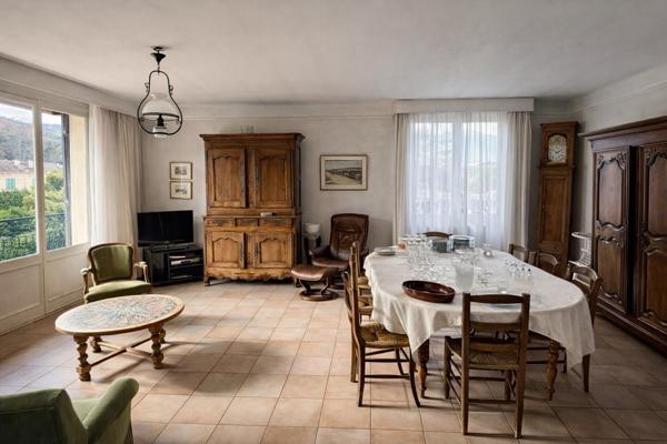 Maison familiale T6 - La Penne sur Huveaune