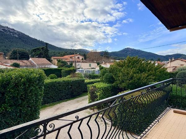 Maison familiale T6 - La Penne sur Huveaune