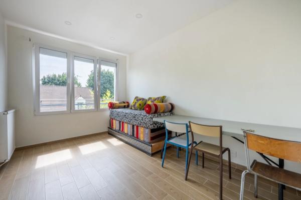 Maison à vendre 5 pièces + Entrpot ,GROSLAY (95)