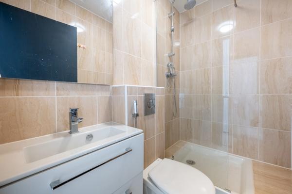 Maison à vendre 5 pièces + Entrpot ,GROSLAY (95)