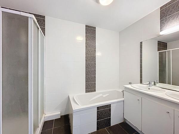 A VENDRE aux Ponts de cé à la limite d'Angers Maison 3 chambres avec garage et jardin !