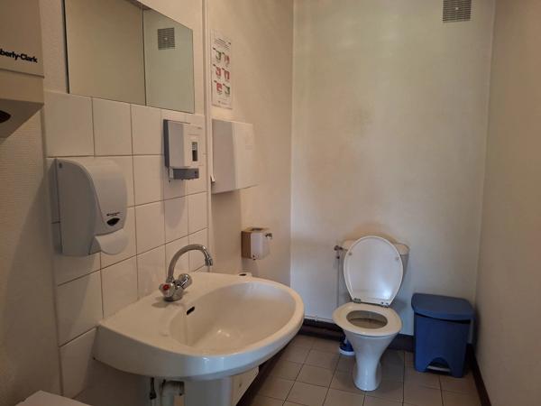 Location Bureau 4 pièces à Houdan