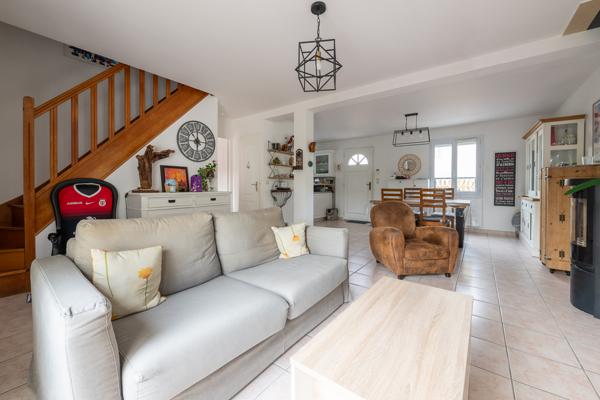 Longjumeau (91160) Maison individuelle 2000 – 108 m² habitables – DPE C – Quartier recherché et calme absolu