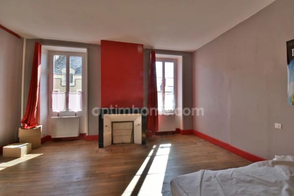 Maison de ville, 8 pièces, 306m²