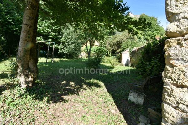 Maison de ville, 8 pièces, 306m²