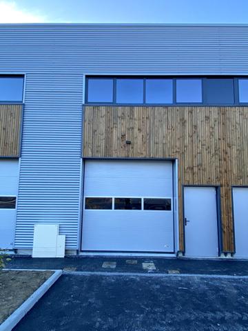 OPPORTUNITÉ RARE : TRÈS BEAU Local d'activité NEUF, Route de Clisson Basse Goulaine 160 m²